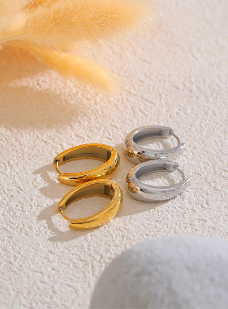 💫 Boucle d’oreille acier inoxydable - Le U doré qui sublime tout