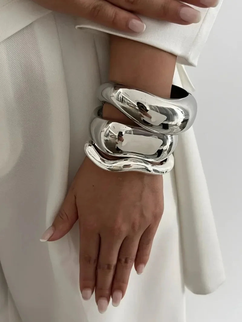 Bracelet femme tendance – L’élégance audacieuse en version XXL