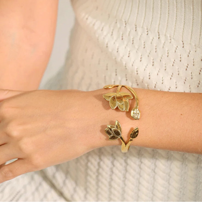 bracelet femmes tendance - Fleur dorée, style affirmé 🌸