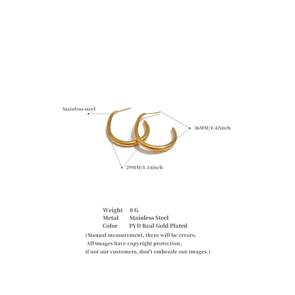 Boucle d’oreille créole – touche dorée minimaliste 🌟