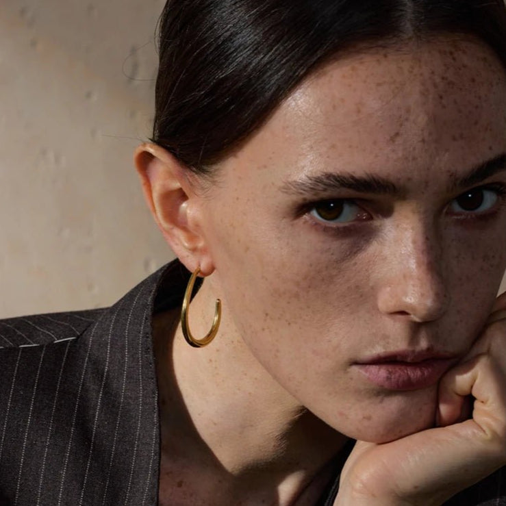 Boucle d’oreille créole – touche dorée minimaliste 🌟 - Innocent - Seduction