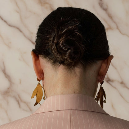 boucles d oreilles fleurs minimalistes pour briller discrètement