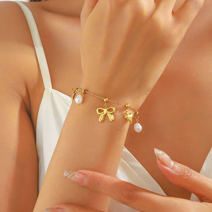 bracelet-à-breloques-elégance-poignet