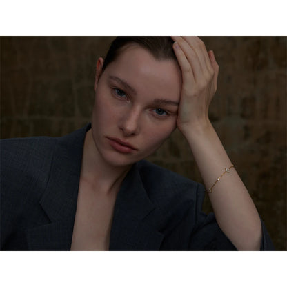 bracelet-acier-inoxydable-chaîne-de-fleurs-en-zircone