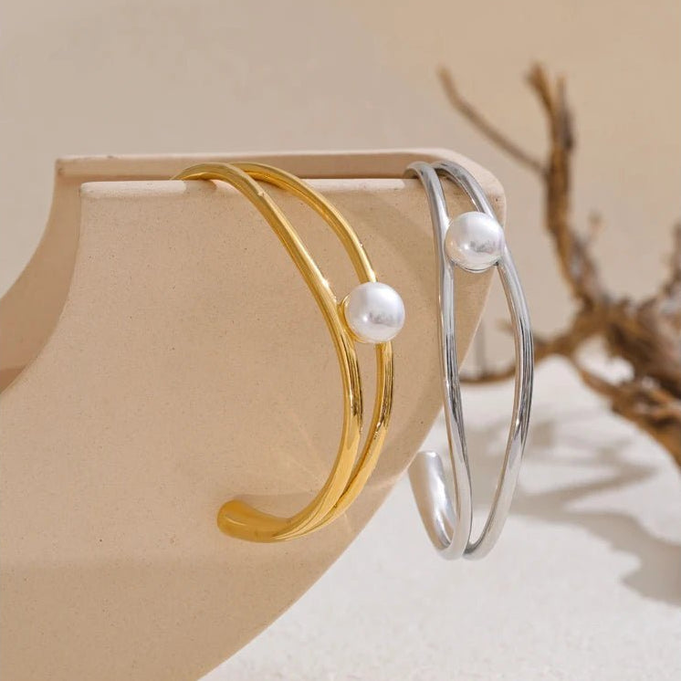 bracelet-en-jonc-perle-minimalisme-elegant-dore-argent