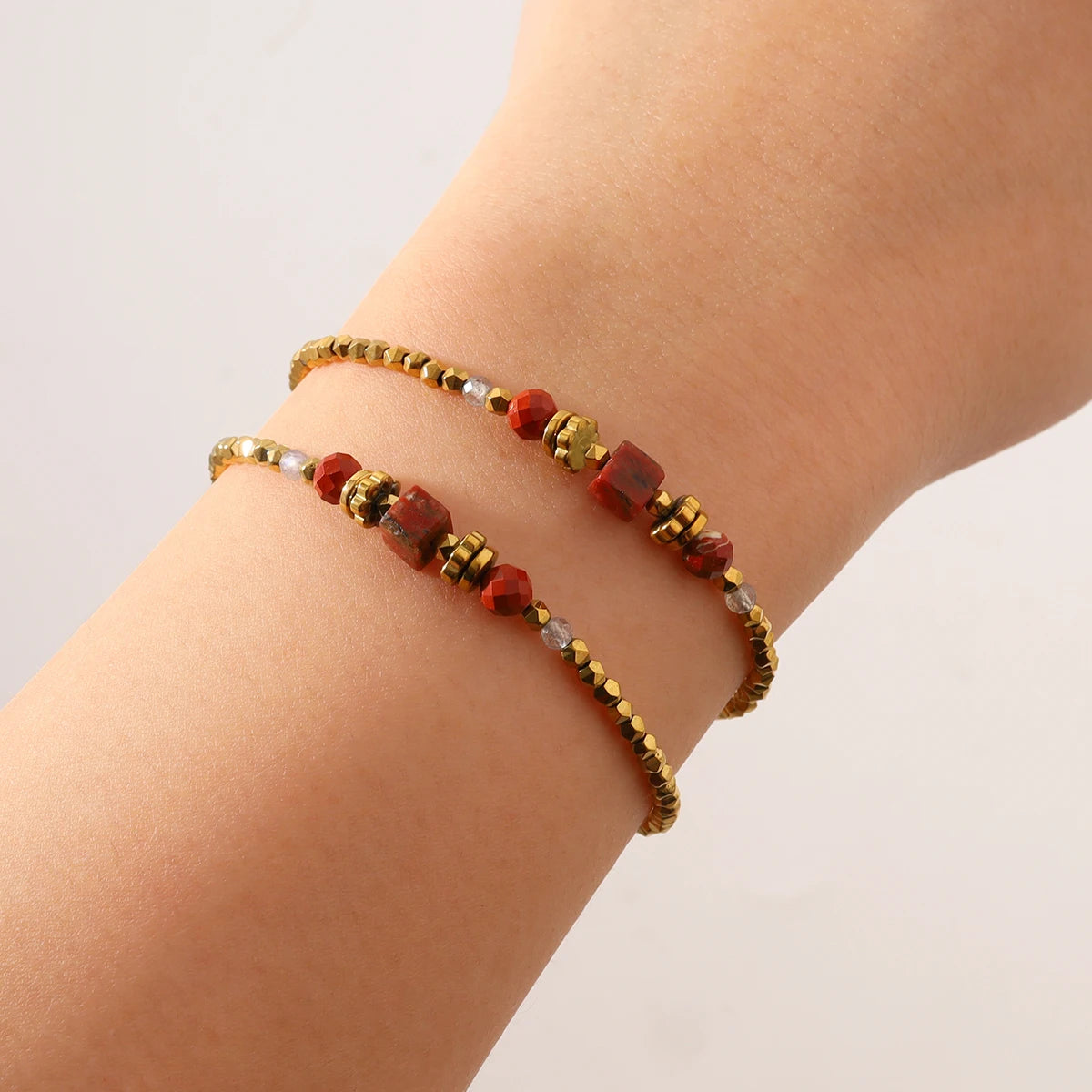 bracelet-femme-luxe-pierre-naturelle-rouge