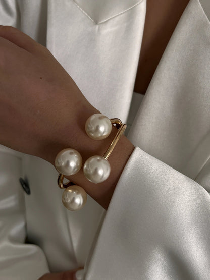 bracelet-femme-tendance-l-audace-perles-xxl-or