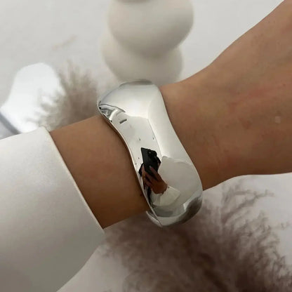 Bracelet femme tendance – L’élégance audacieuse en version XXL - Innocent - Seduction