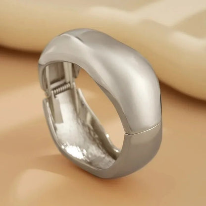 Bracelet femme tendance – L’élégance audacieuse en version XXL - Innocent - Seduction