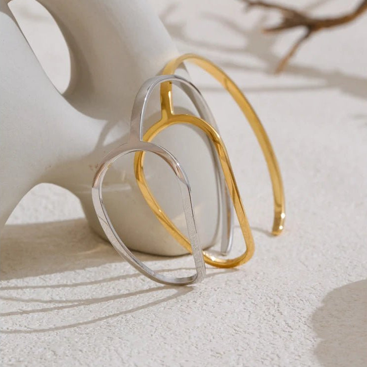 bracelet-jonc-femme-sobriete-eclatante