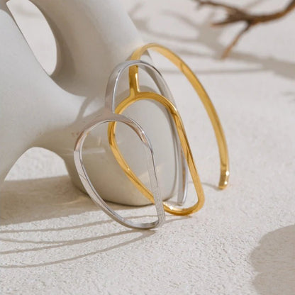 bracelet-jonc-femme-sobriete-eclatante