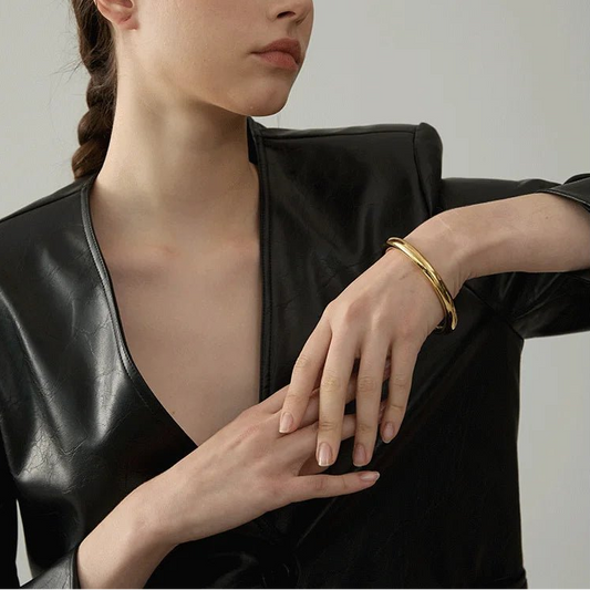 bracelet-jonc-torsion-minimaliste-en-acier-inoxydable