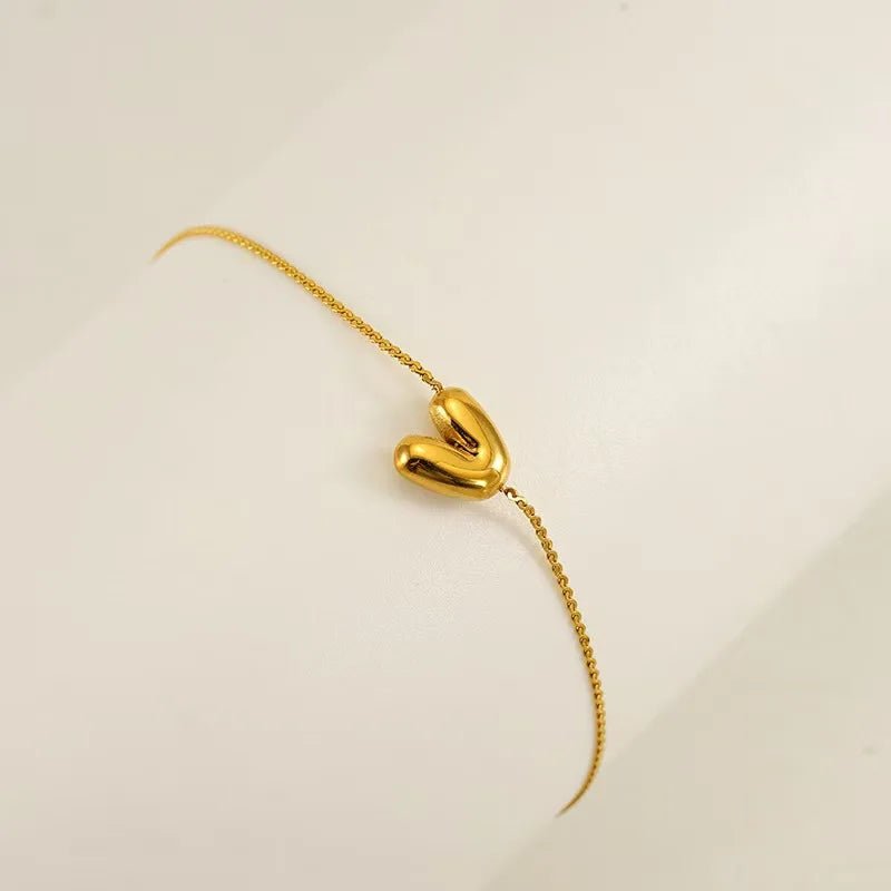 bracelet-lettre-acier-v