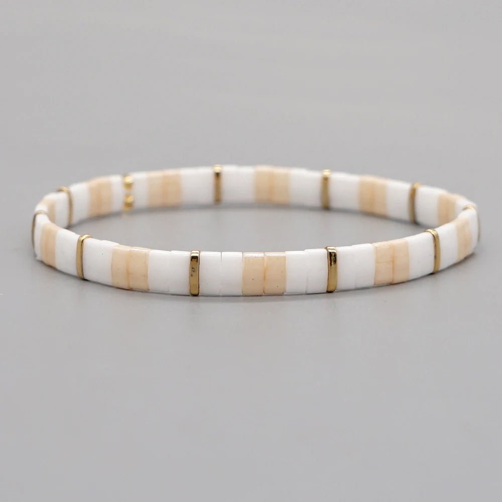 bracelet-perle-en-verre-blanc-doré-femme
