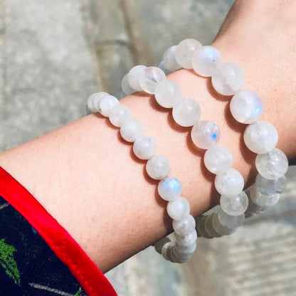 bracelet-pierre-de-lune-reflets-arc-en-ciel-madagascar 