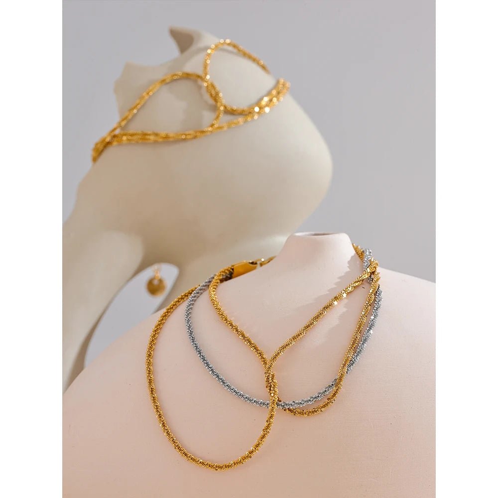 bracelet-plaqué-or-femme-superposition-élégante-pour-un-éclat-quotidien