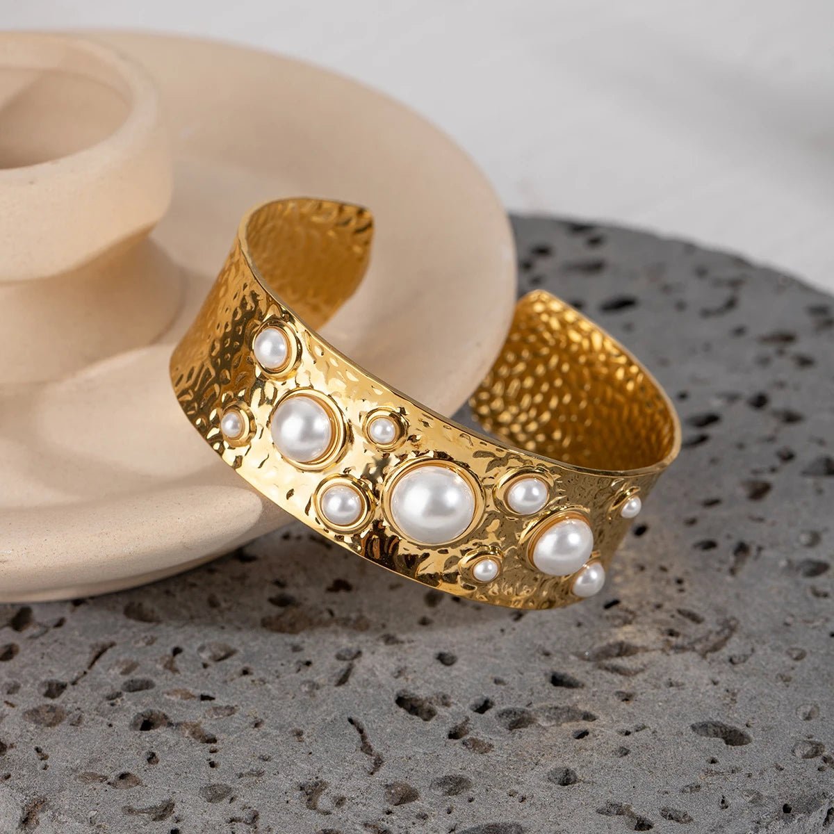 bracelet tendance du moment en maillons fins et féminins 