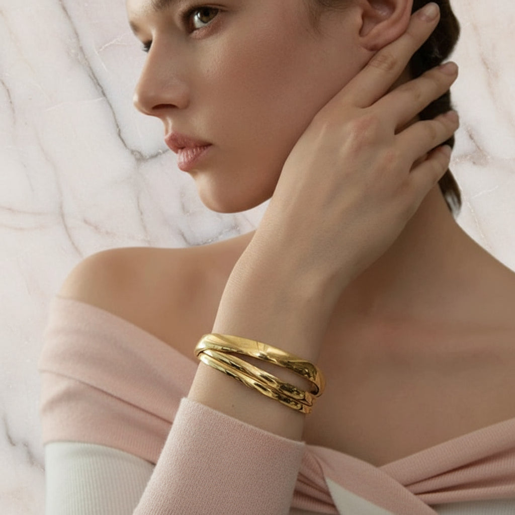 bracelet tendance du moment plaqué en or PVD parfait pour une touche lumineuse 