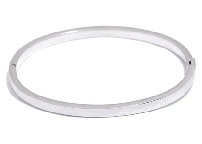 bracelet tendance du moment plaqué or PVD qui ne ternit pas au fil du temps 