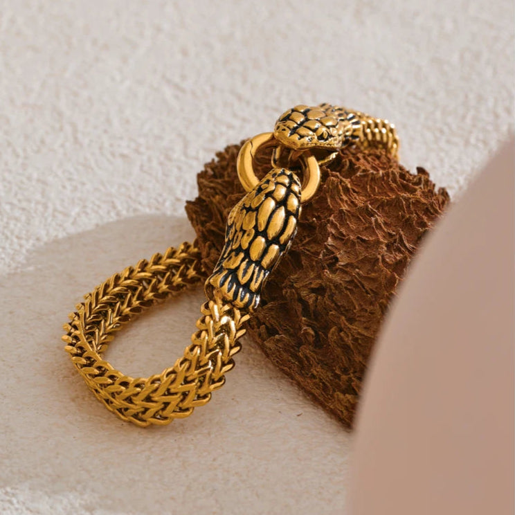 le bracelet tendance femme plaqué en or sous forme de serpent