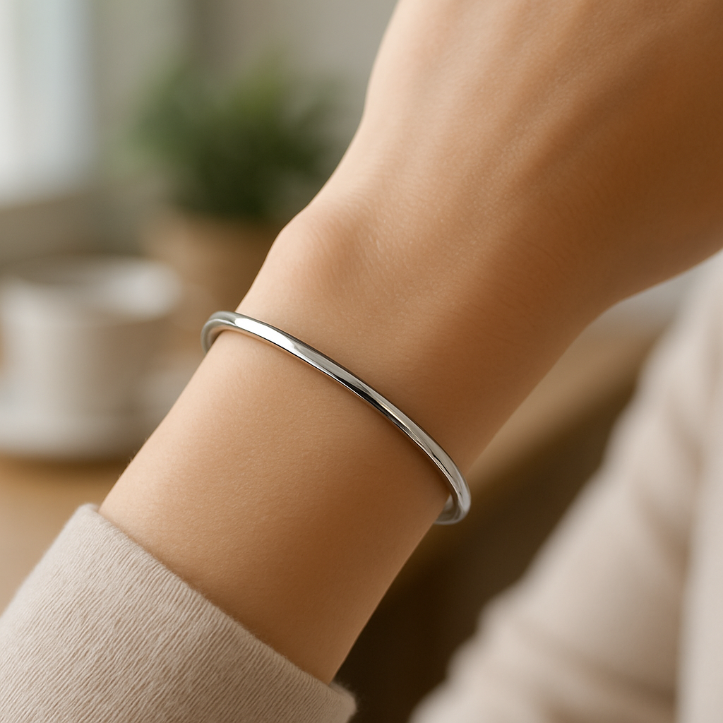 bracelets femmes tendance empilés avec style