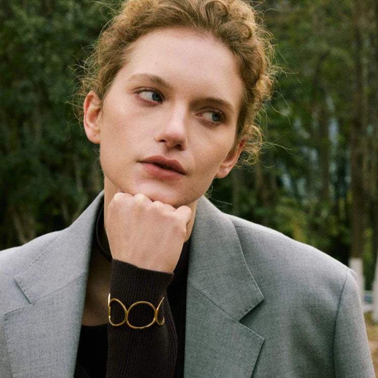  bracelet femme tendance au design moderne